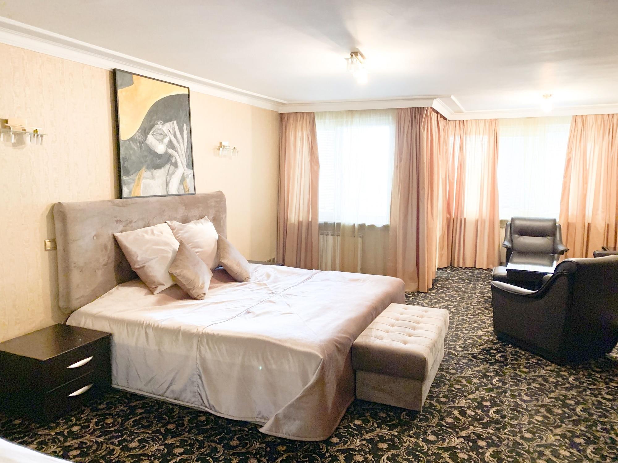 Otel Atlantic - Free Parking 3*